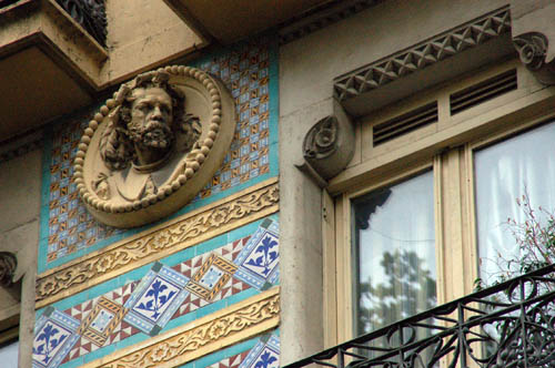 Ramblas building2