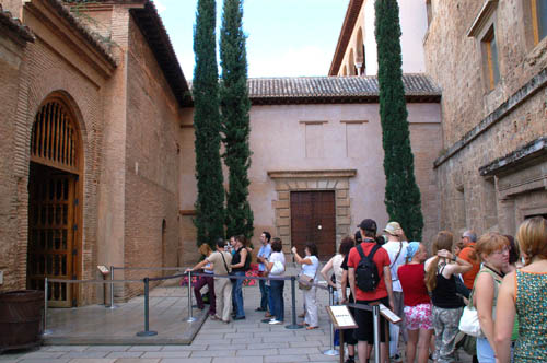 Alhambra entrance to Nasrid Palace